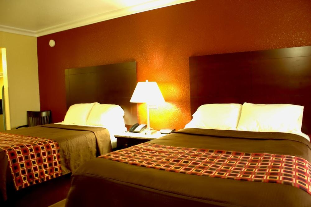 Polynesian Inn photo 13