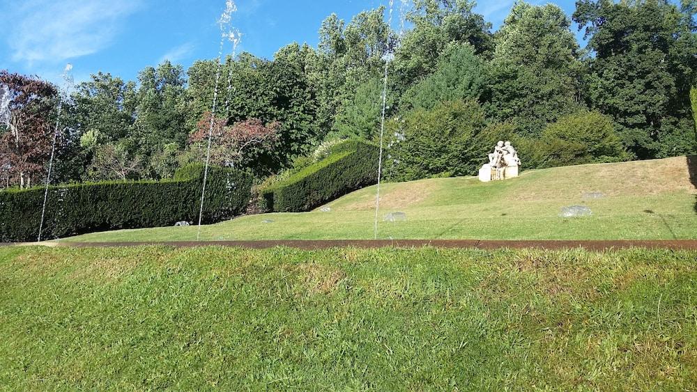 Albemarle Estate at Trump Winery photo 18