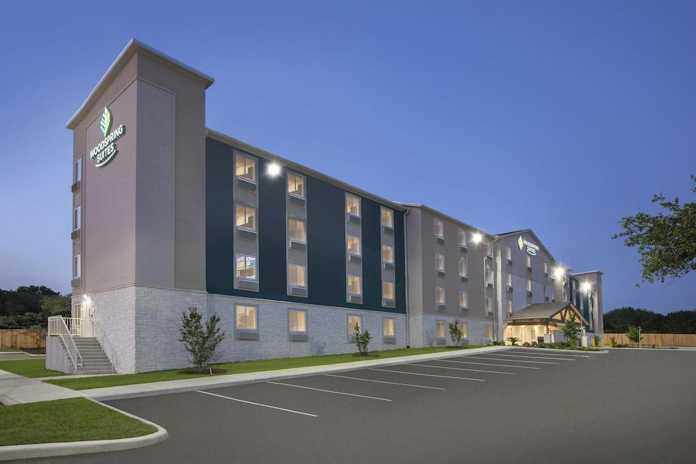WoodSpring Suites San Antonio Stone Oak photo 32