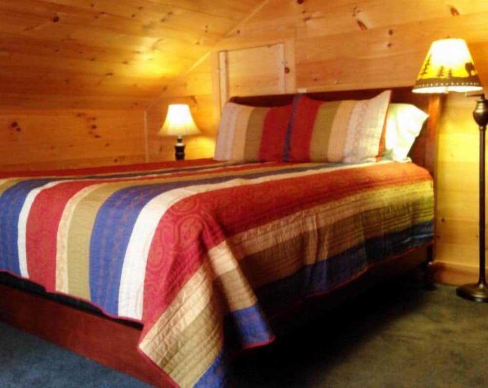 ADK Trail Inn photo 25