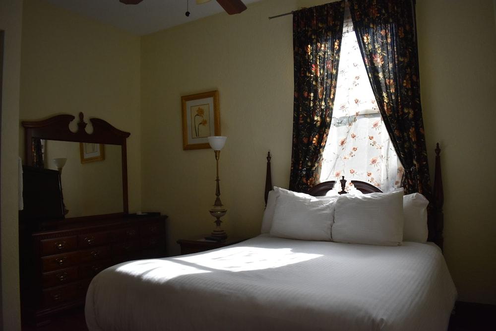 The DeLand Hotel photo 65