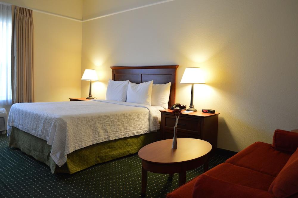 TownePlace Suites by Marriott Quantico Stafford photo 40