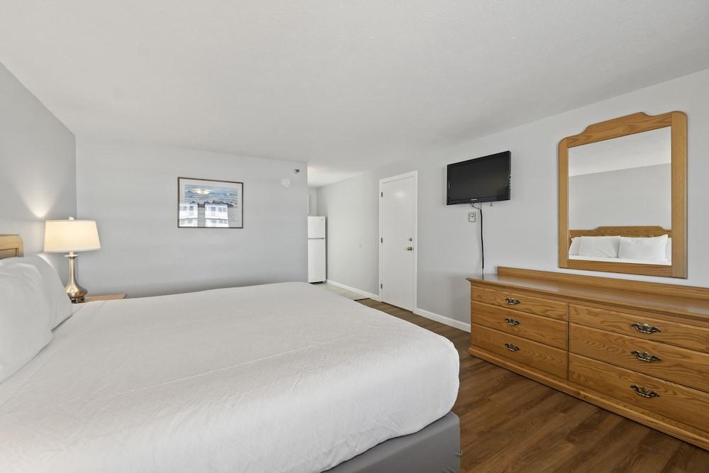 The Mariner Resort photo 36