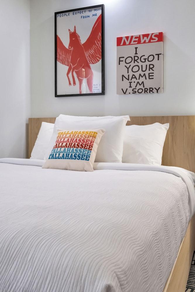 BOB Hotels Tallahassee - Boutique on Budget photo 53