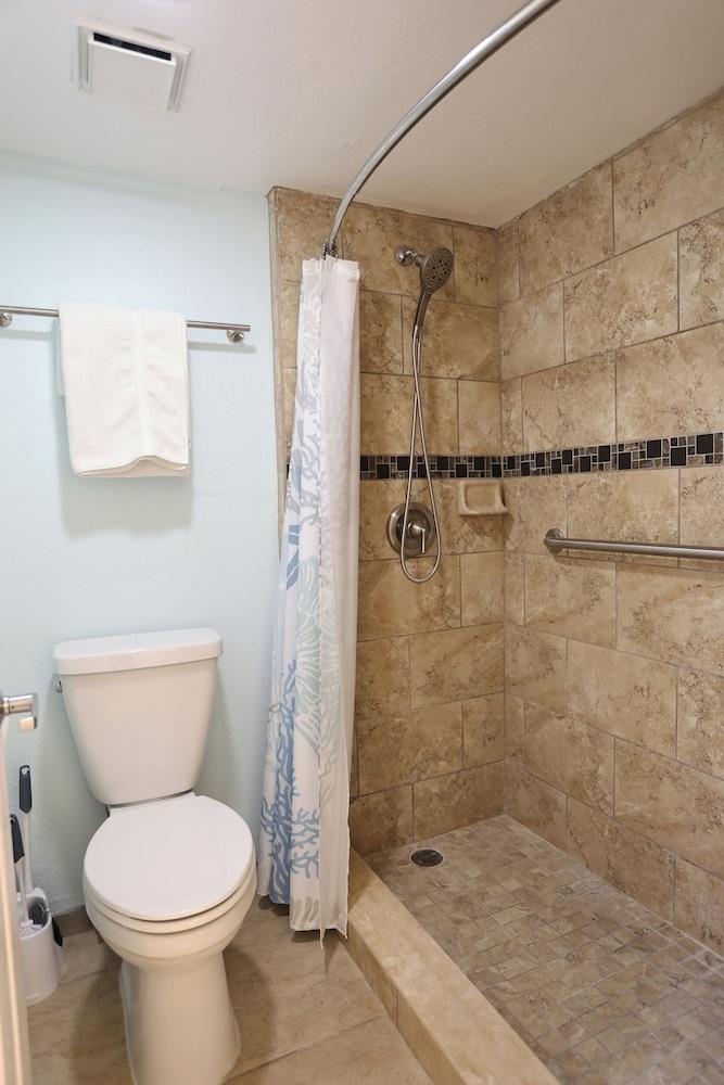 Casa Playa Beach Resort photo 75