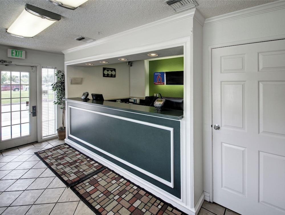Studio 6 – Murray, UT photo 6