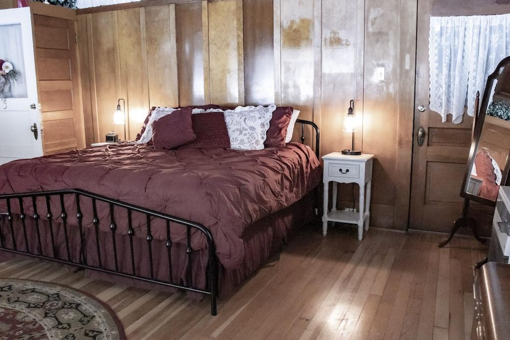 McCloud River B&B photo 13