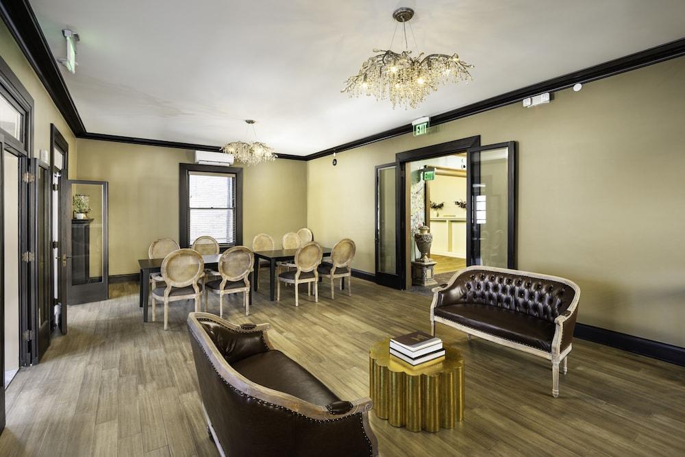 The Edward Hotel photo 23