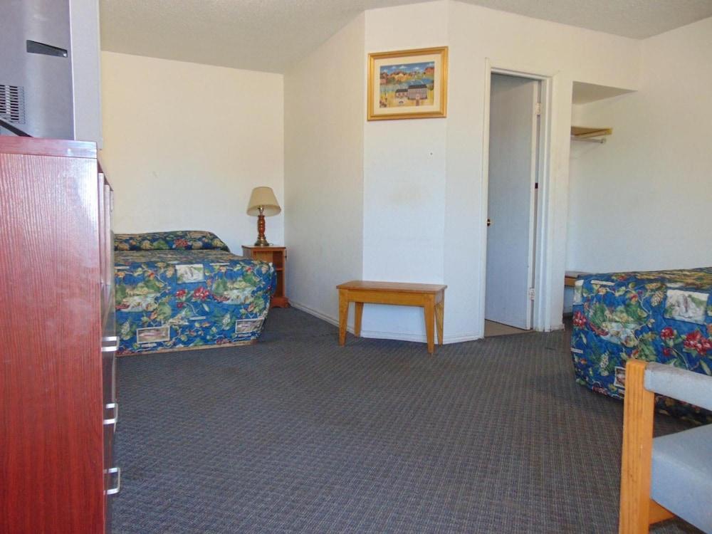 Heritage Budget Inn Hwy 84 photo 17