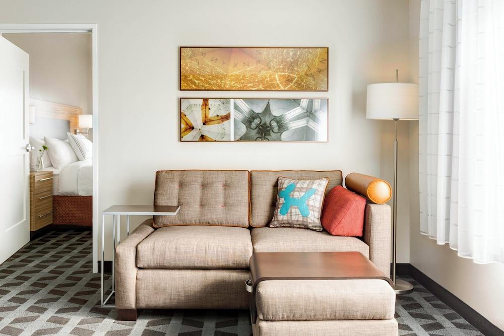 TownePlace Suites by Marriott Allentown West photo 10