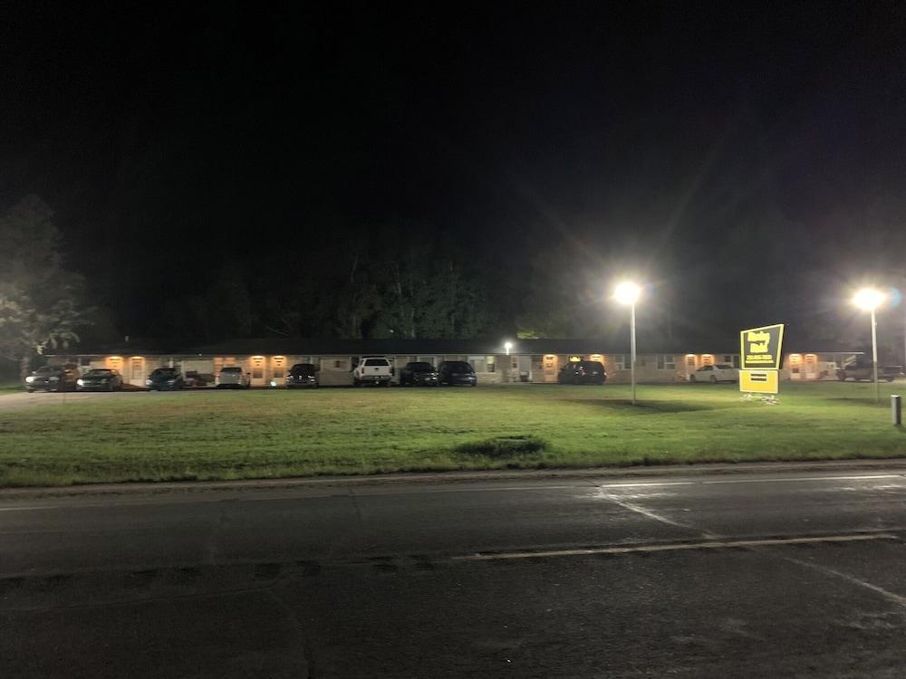 Morley Motel photo 1