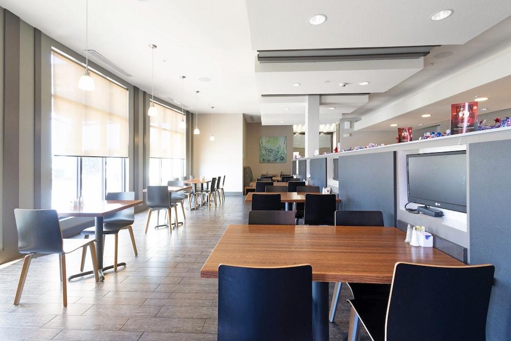 Holiday Inn Texarkana Arkansas Conv Ctr by IHG photo 47