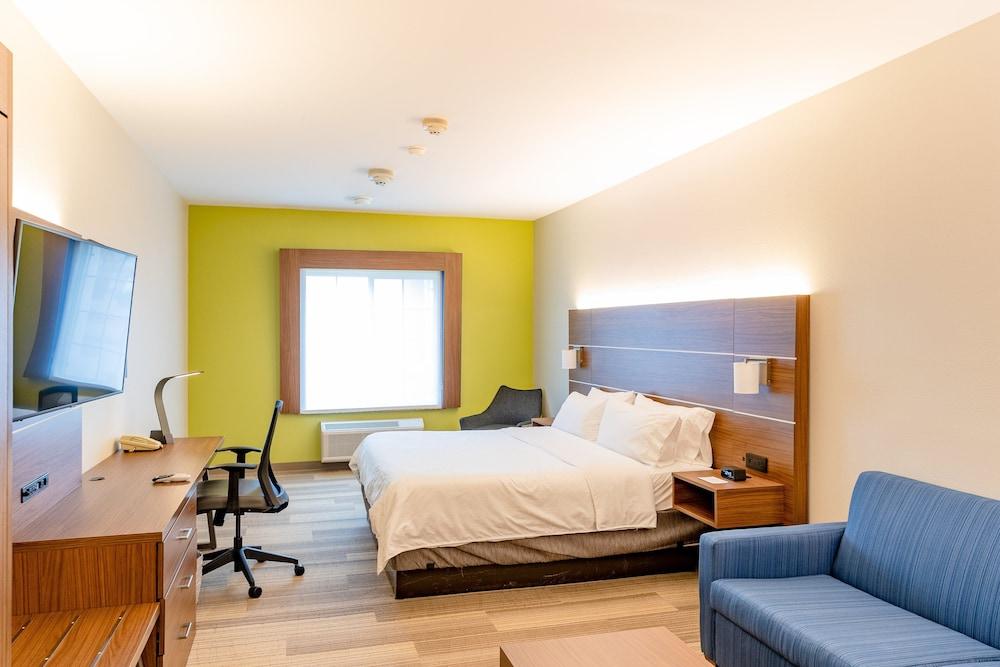 Holiday Inn Express Hereford by IHG photo 7