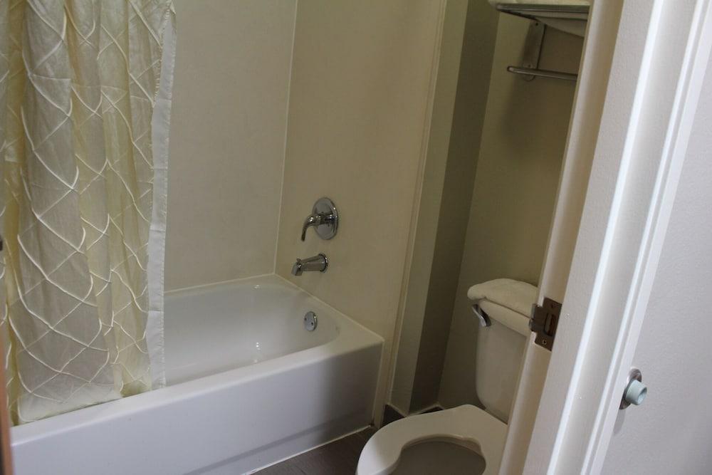 Homegate Inn and Suites photo 7