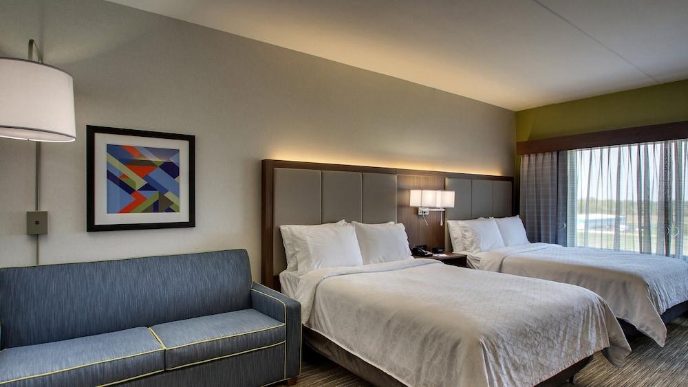 Holiday Inn Express & Suites Troy by IHG photo 39