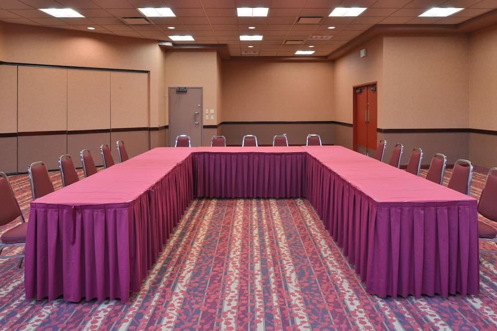 Best Western Plus Downtown Tacoma photo 61