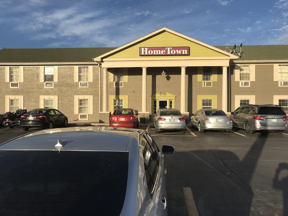 Hometown Inn & Suites photo 47