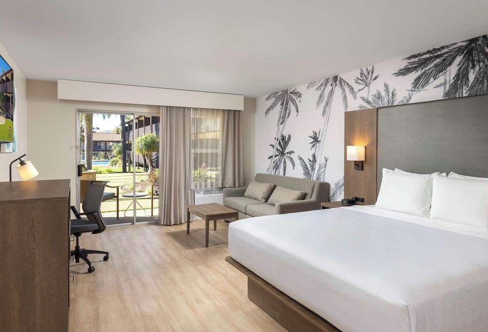 Best Western Plus Pepper Tree Inn photo 5