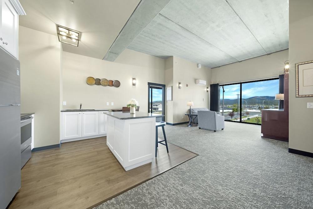 The Suites at Prairie Falls & Event Center photo 27