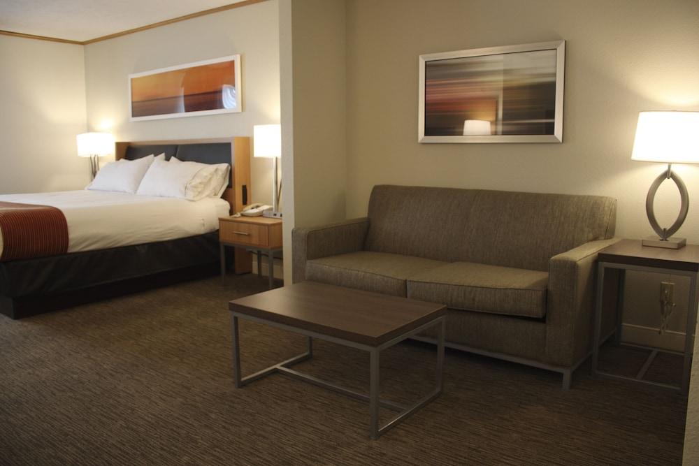 Holiday Inn Express Munising-Lakeview by IHG photo 21