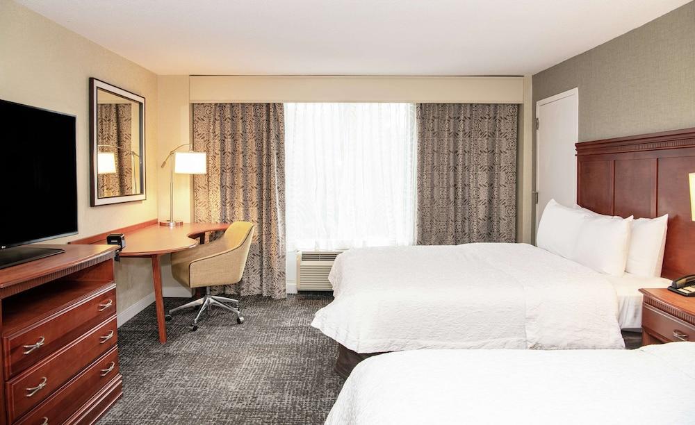 Hampton Inn Parsippany photo 21