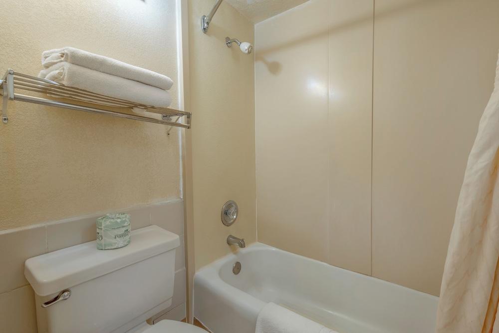 Royal Holiday Motel By Belvilla Gallup I-40 photo 6