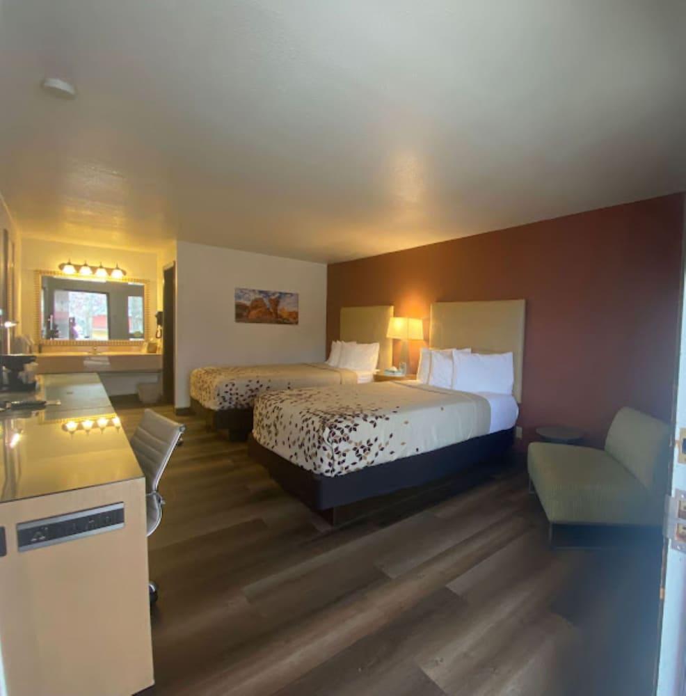 Adventure Inn & Motel photo 13