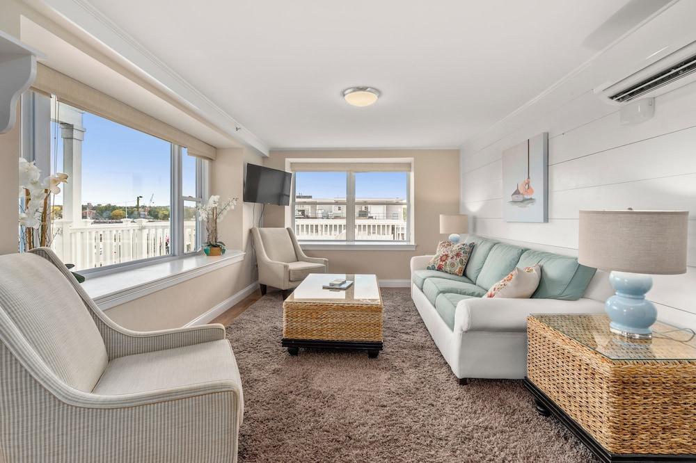 Guest House Suites photo 55