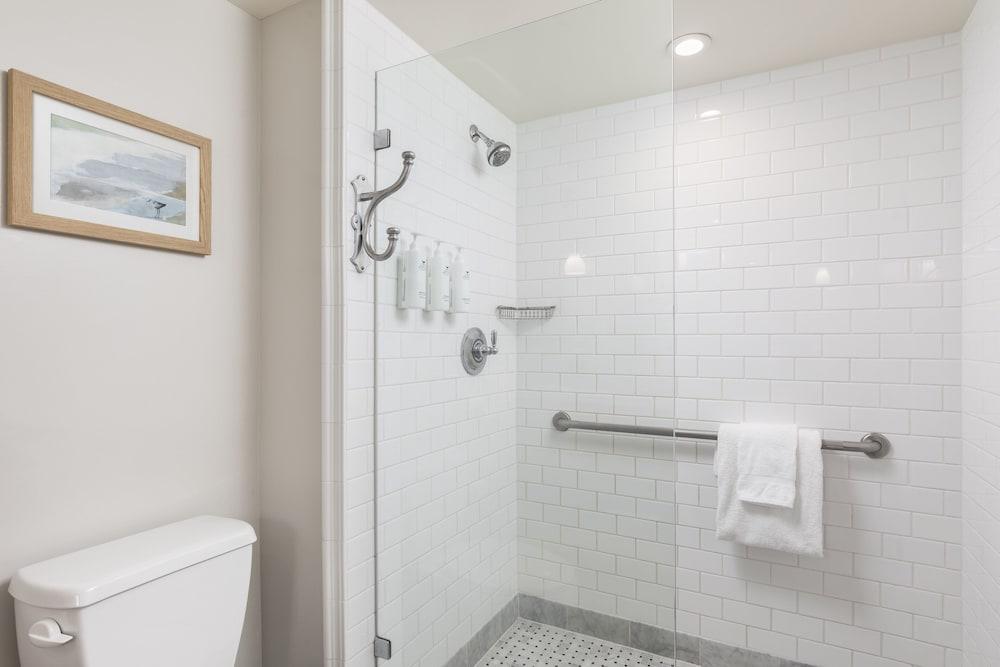 Portola Hotel & Spa at Monterey Bay photo 18