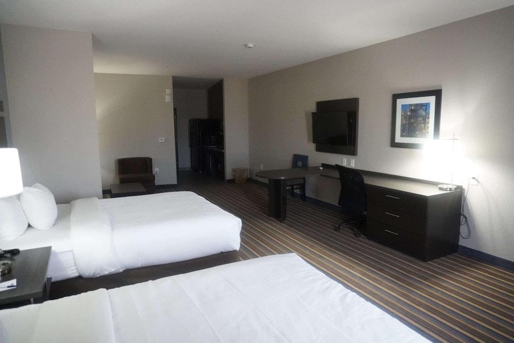 MainStay Suites Odessa I-20 photo 8
