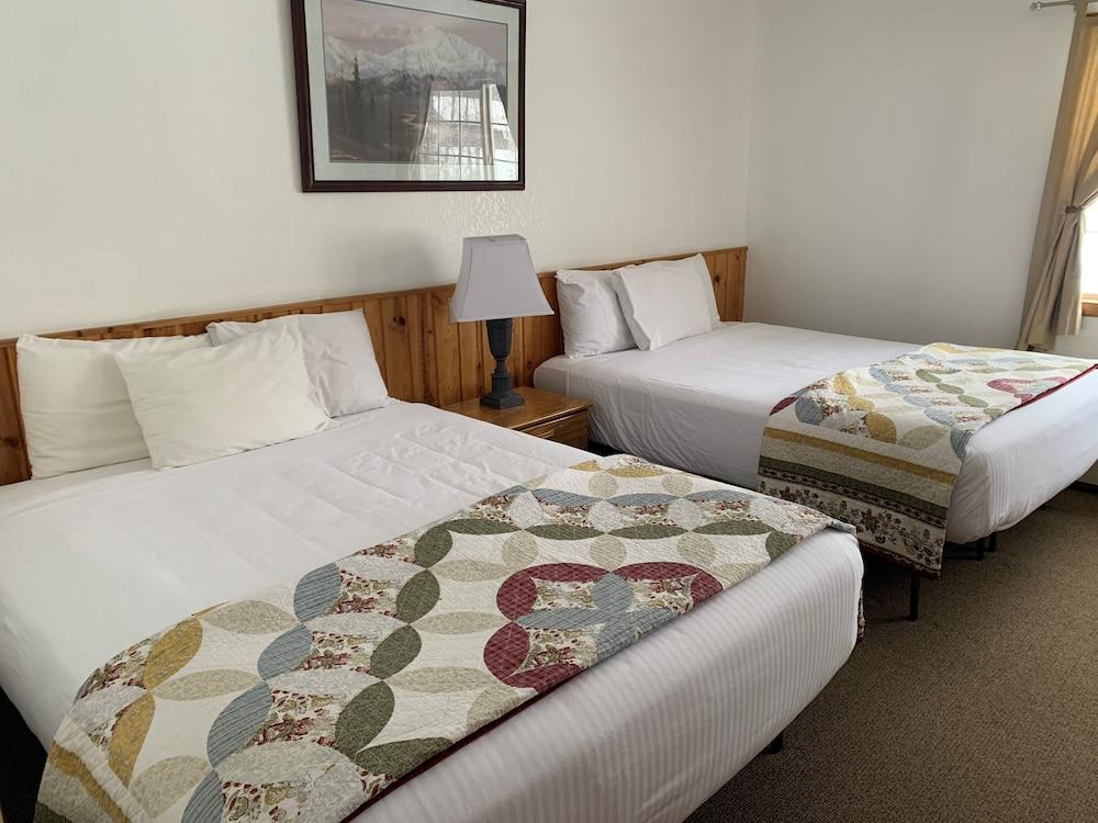 Swiss Alaska Inn photo 31