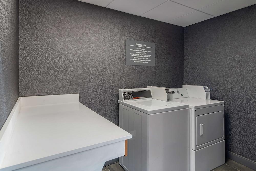 Best Western Plus Dalton Inn photo 26
