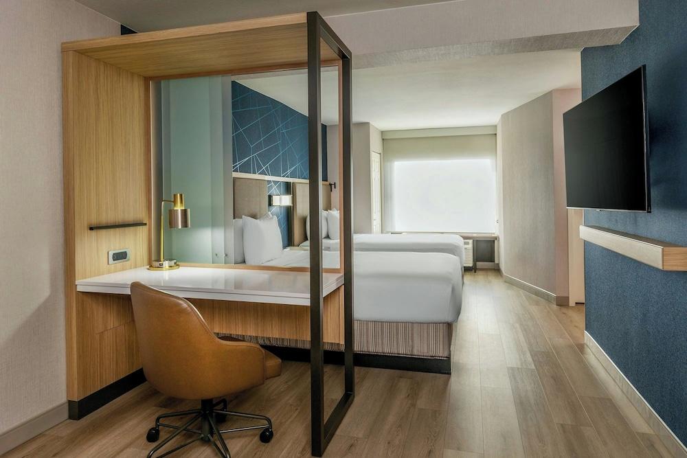 Springhill Suites By Marriott Denver Westminster photo 2