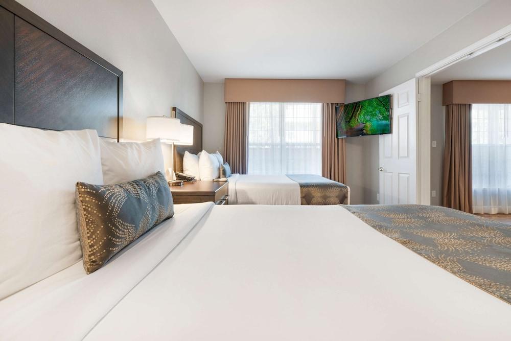 Chase Suites Hotel Brea-Fullerton photo 9