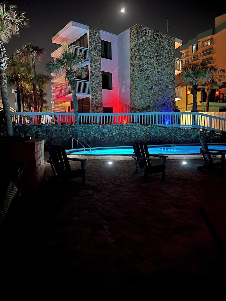 Flamingo Inn Beachfront photo 86