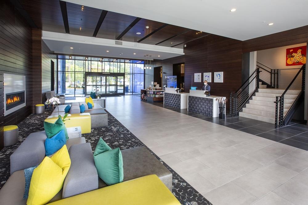 Hilton Garden Inn Redmond Seattle photo 2