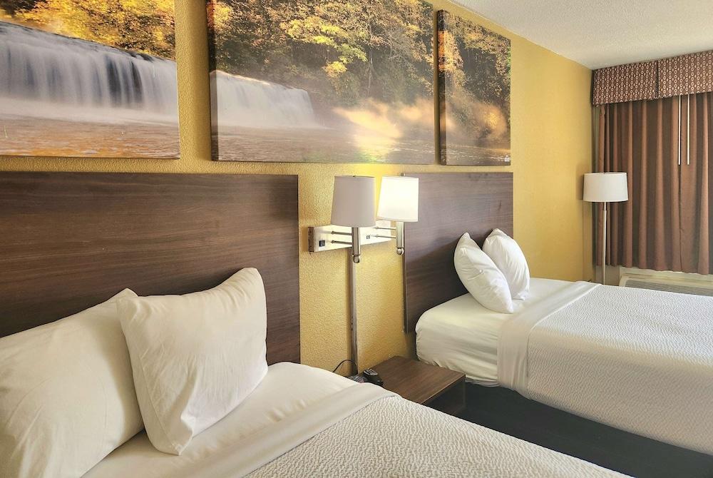 Days Inn by Wyndham Leesville photo 31
