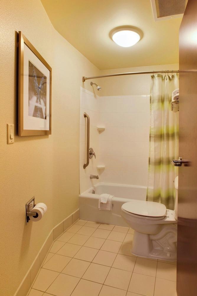 SpringHill Suites by Marriott Savannah Airport photo 16