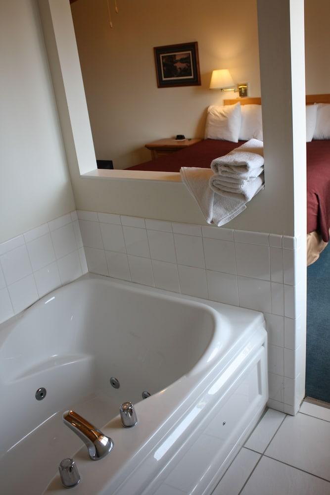 Superior Ridge Resort Motel photo 38