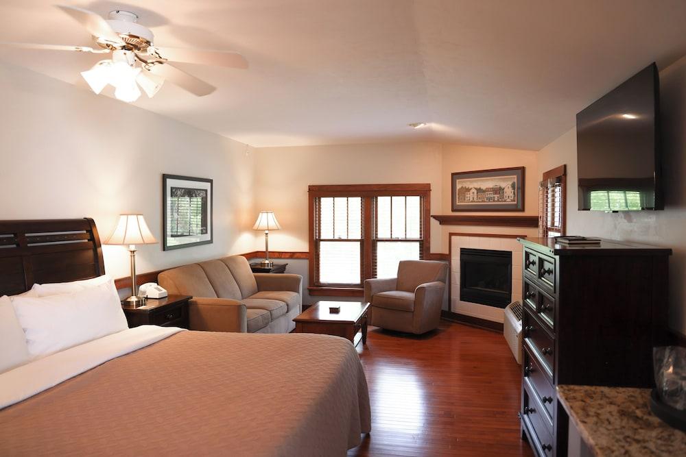 The Liberty Lodge at Sister Bay photo 21
