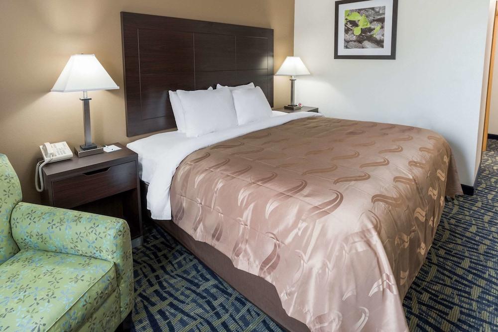 Quality Inn Rochelle photo 18