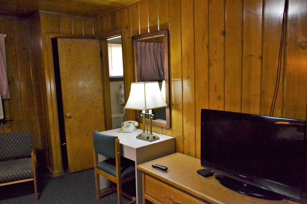 Innkeeper Motel photo 8