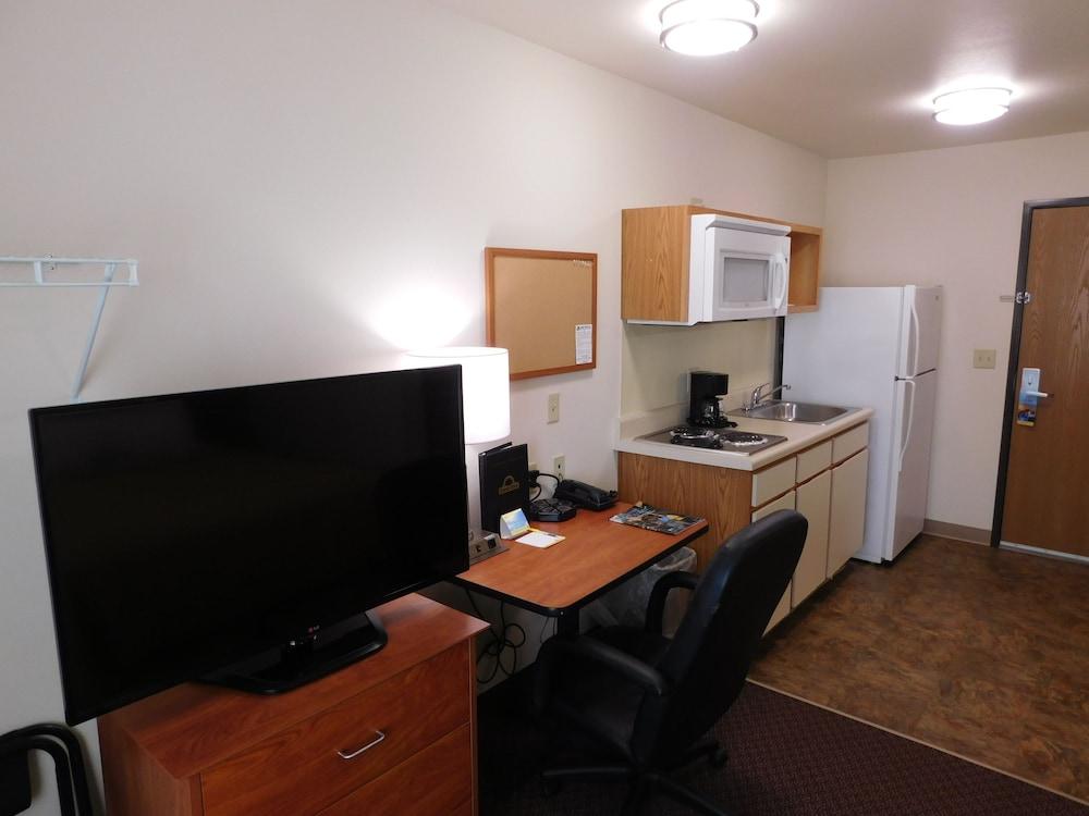 Birch Hill Suite Rochester – Med City photo 13