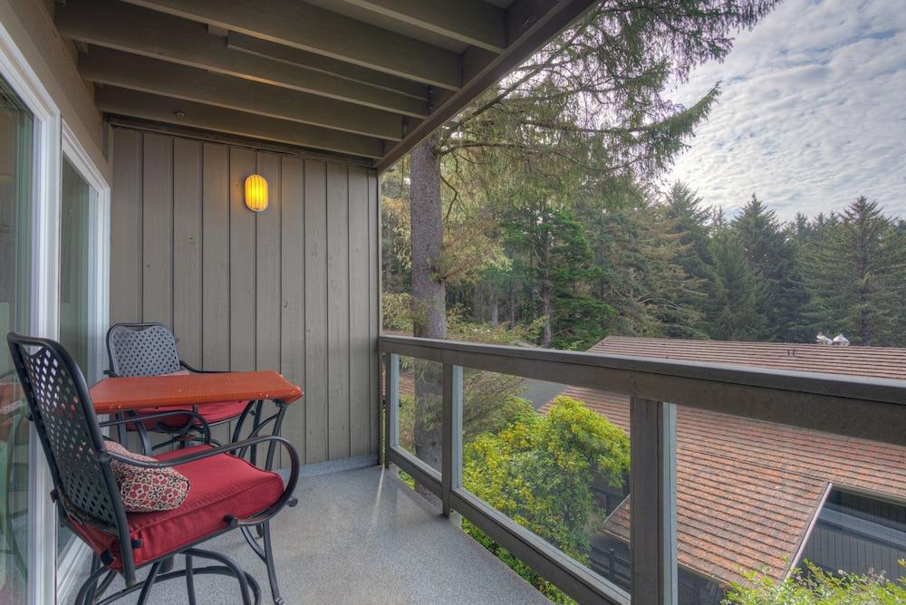 Inn at Otter Crest photo 64