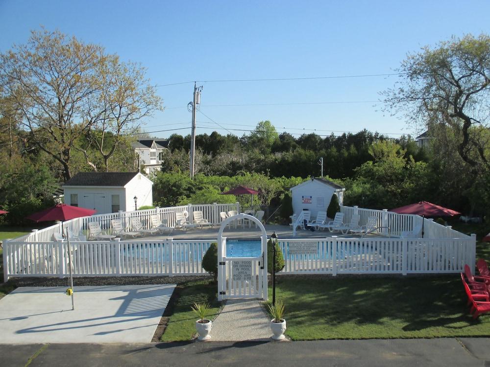Long Beach Motor Inn photo 28
