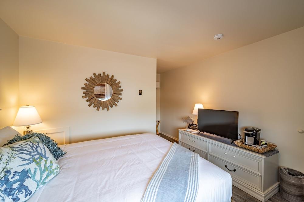 Ocean Glass Inn photo 28