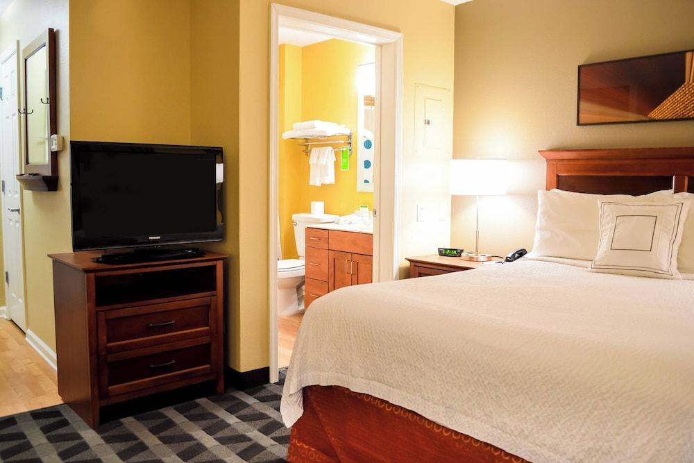 TownePlace Suites by Marriott Quantico Stafford photo 32