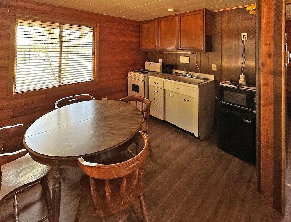 Sourdough Lodge photo 13