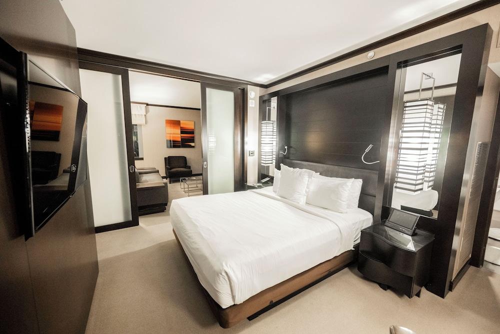 StripViewSuites at Vdara photo 27