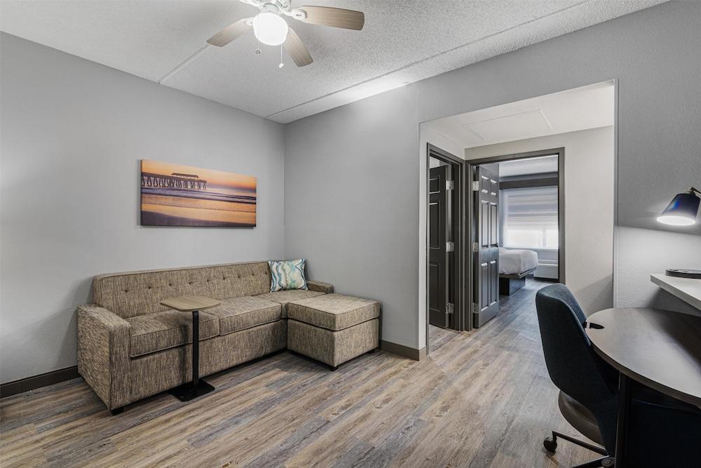 Best Western Plus Savannah Gateway photo 8